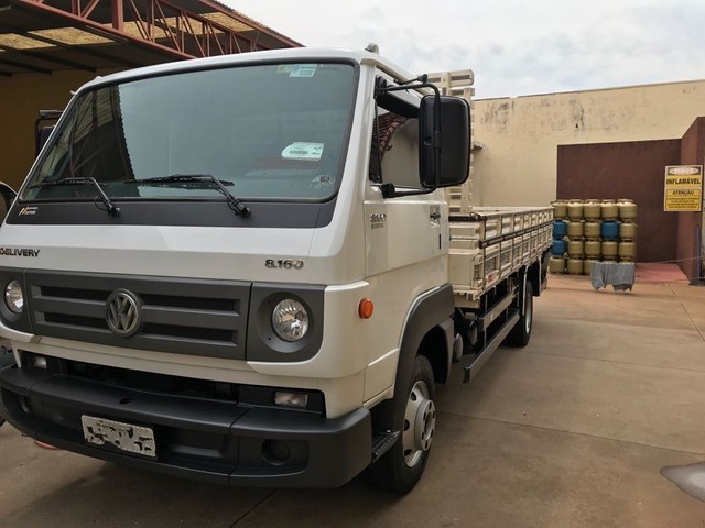 CAMINHÃO VOLKSWAGEN DELIVERY 8160