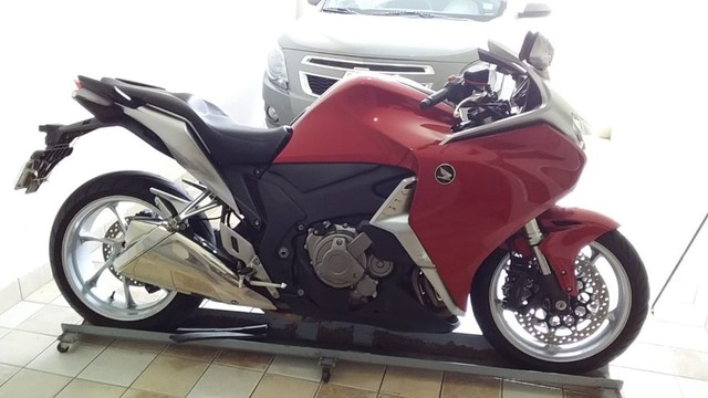 HONDA VFR 1200 F
