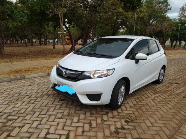 HONDA FIT 2015 LX AUTOMÁTICO COM BANCO DE COURO