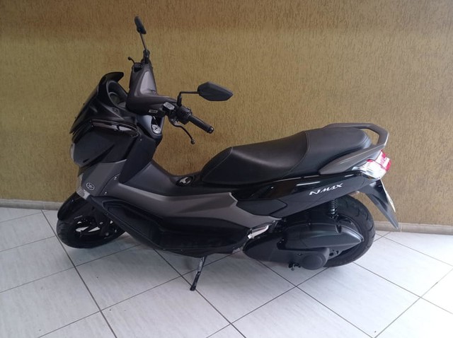 YAMAHA NMAX