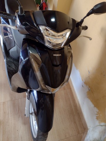 MOTO HONDA SHI 150