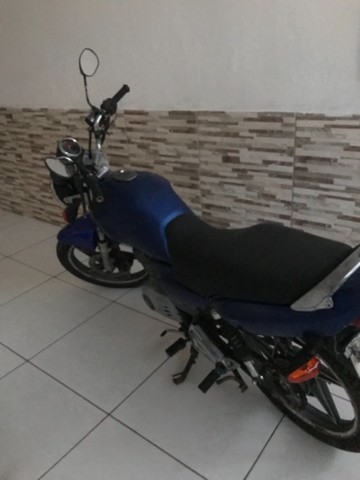 MOTO SUZUKI