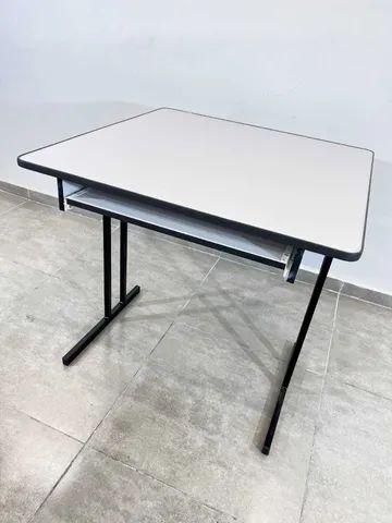 Mesa com Teclado Retrátil - Foto 2