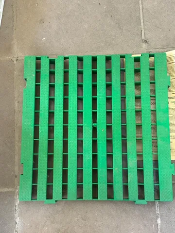 Estrados de Plástico Verde