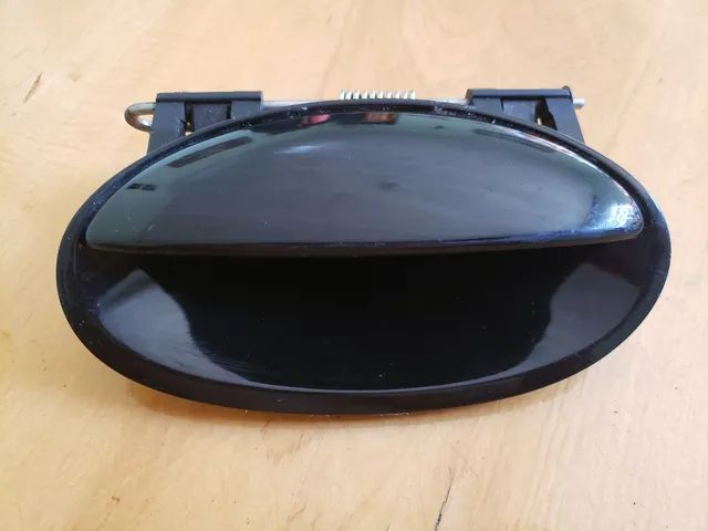 Antiga Maçaneta externa traseira esquerda celta prisma05 a 08 original 