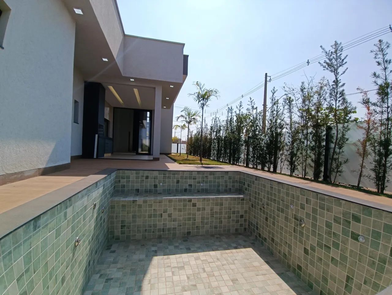 Casa Térrea 4/4 + Escritório / Esquina 520 M² - Foto 13