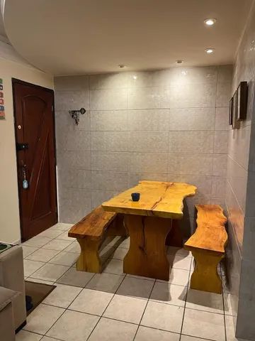 Mesa de Madeira com Bancos - Foto 3