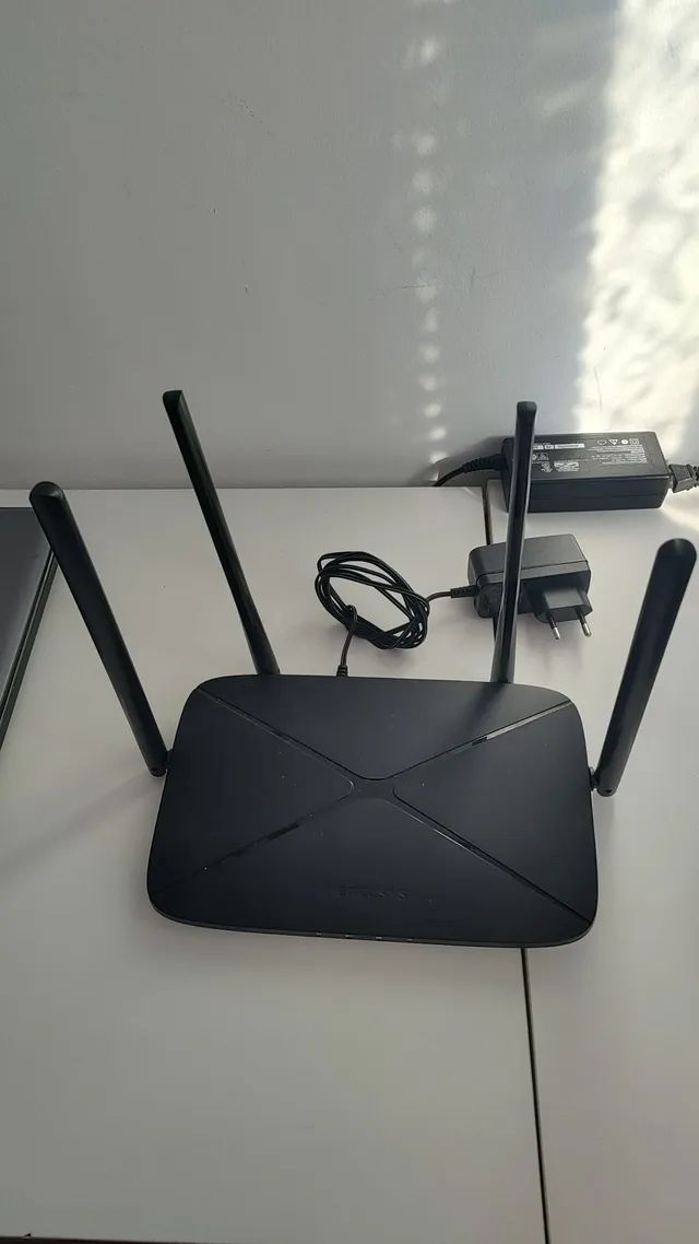 Roteador R$ 18064330135419267120