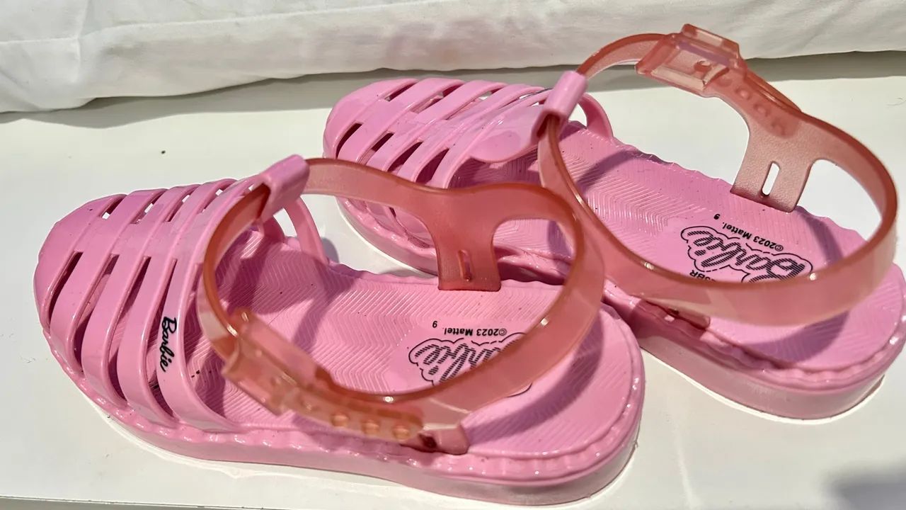 Sandália Grendene Barbie- Tamanho 29 - Foto 2