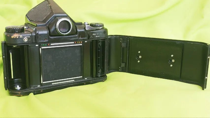 Câmera Pentax 6x7 Filme - Lentes 1:4/200mm e 1:3:5/55 mm Leia Descrição (Usado) - Foto 6