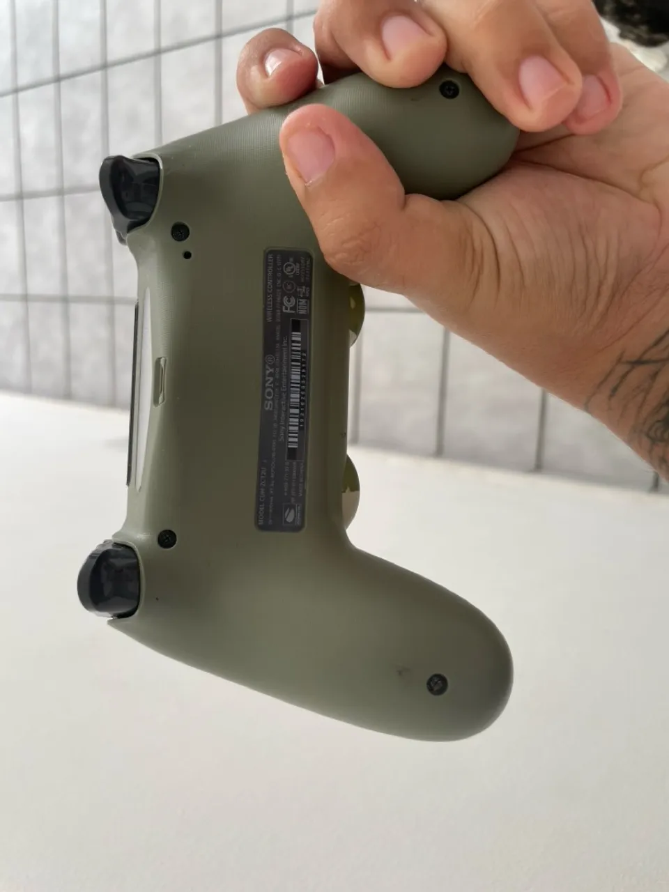 Controle DualShock 4 Verde Oliva - Original Sony