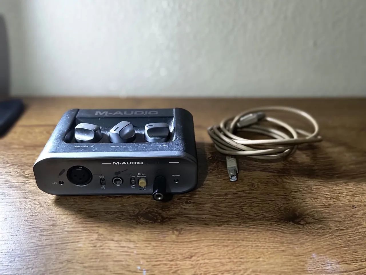 Placa de Som Interface de Áudio M-Audio Fast Track Pro