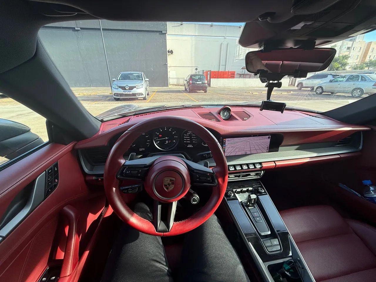 Porsche 911 Carrera 2020 - Cinza Ágata | Interior Vermelho | 33.000 km | R$ 700.000 - Foto 5