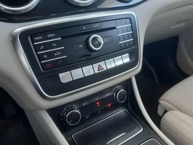 MERCEDES CLA 180 1.6 CGI Gasolina 7G-DCT 2018/2018- COM VISTORIA CAUTELAR APROVADA - Foto 4