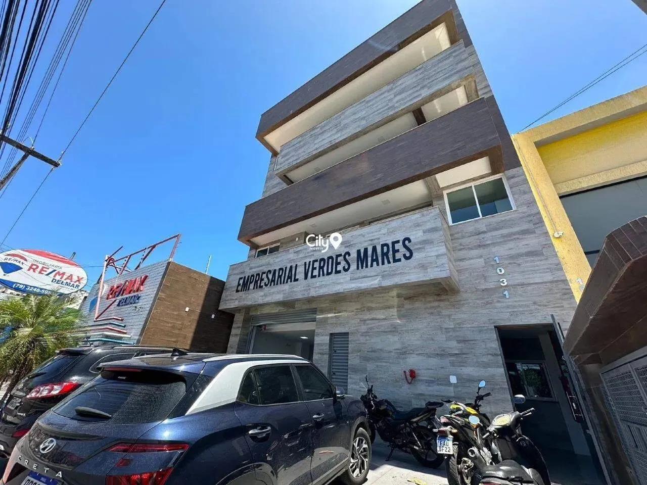 Excelente Sala em prédio comercial na avenida Hermes Fontes