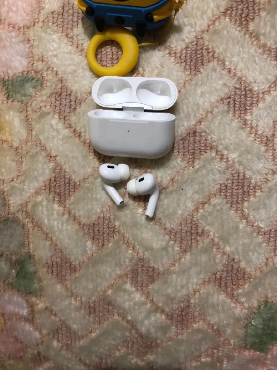 AirPods Pro com capa de Minion - Foto 3