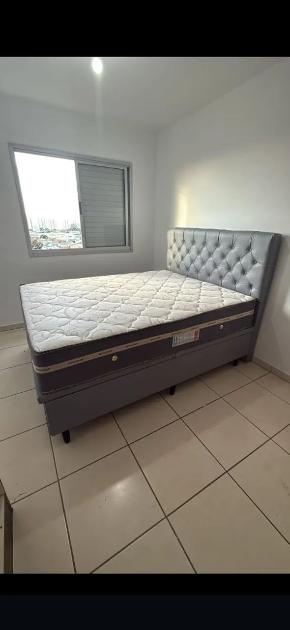 Cama Queen base e colchão e cabeceira 