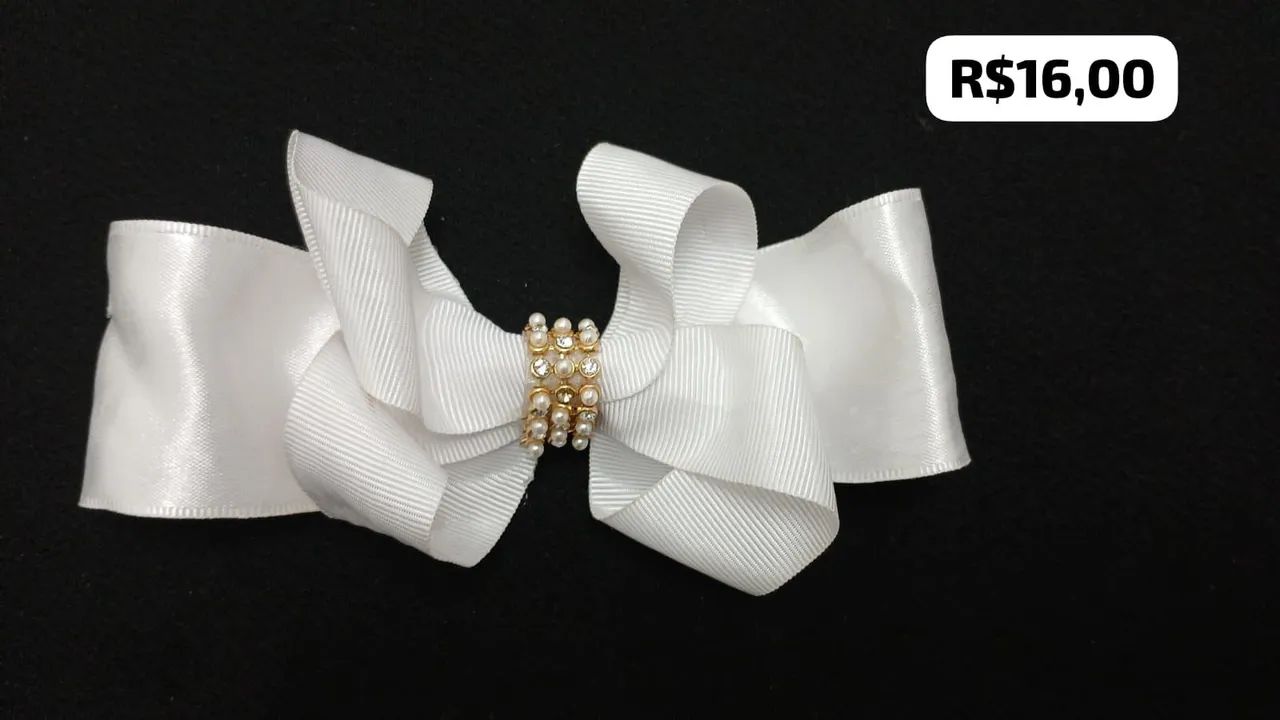 Laço de cabelo branco com pedrarias - Foto 3