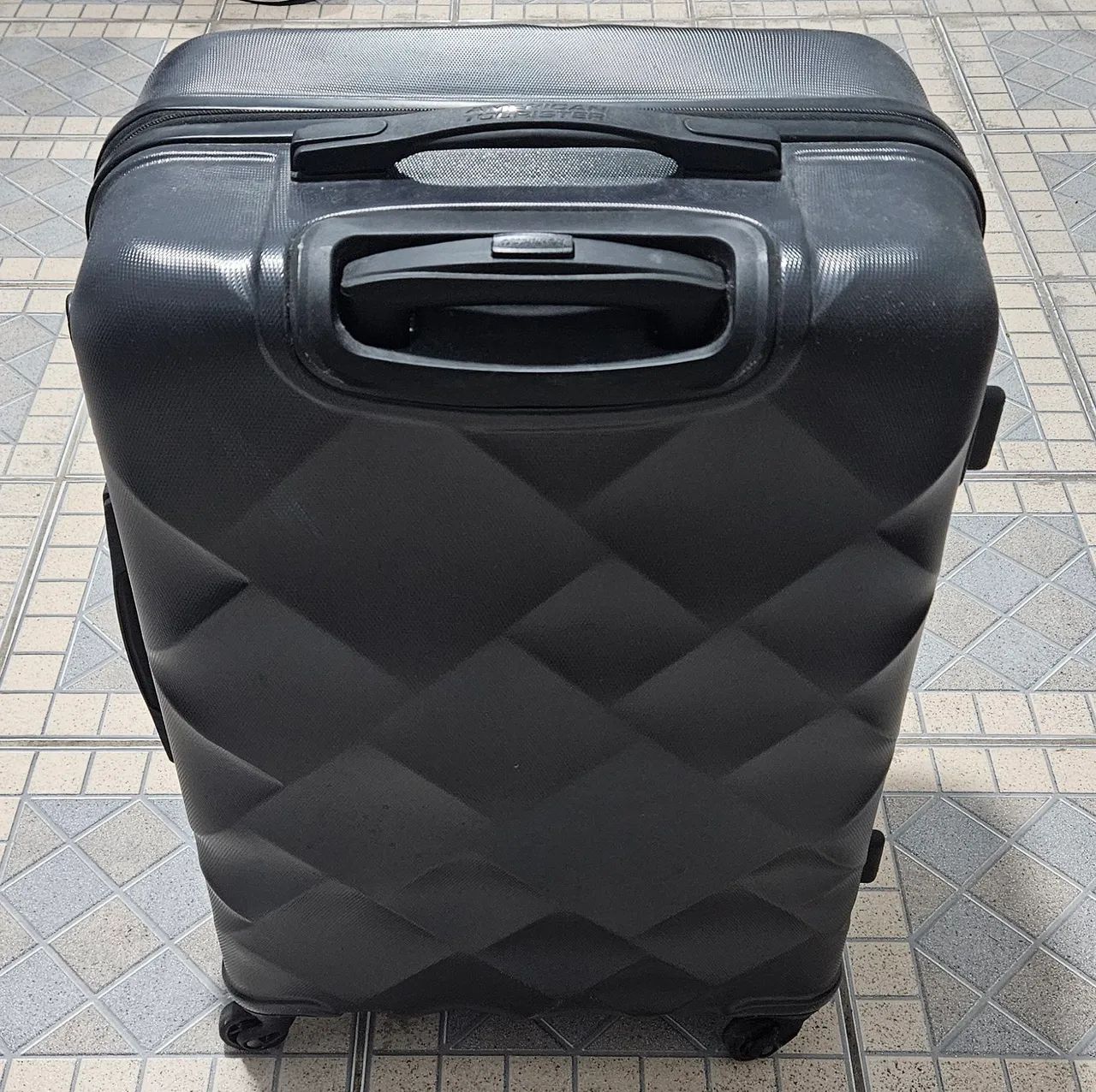Mala de Viagem Preta American Tourister Universe - Foto 5