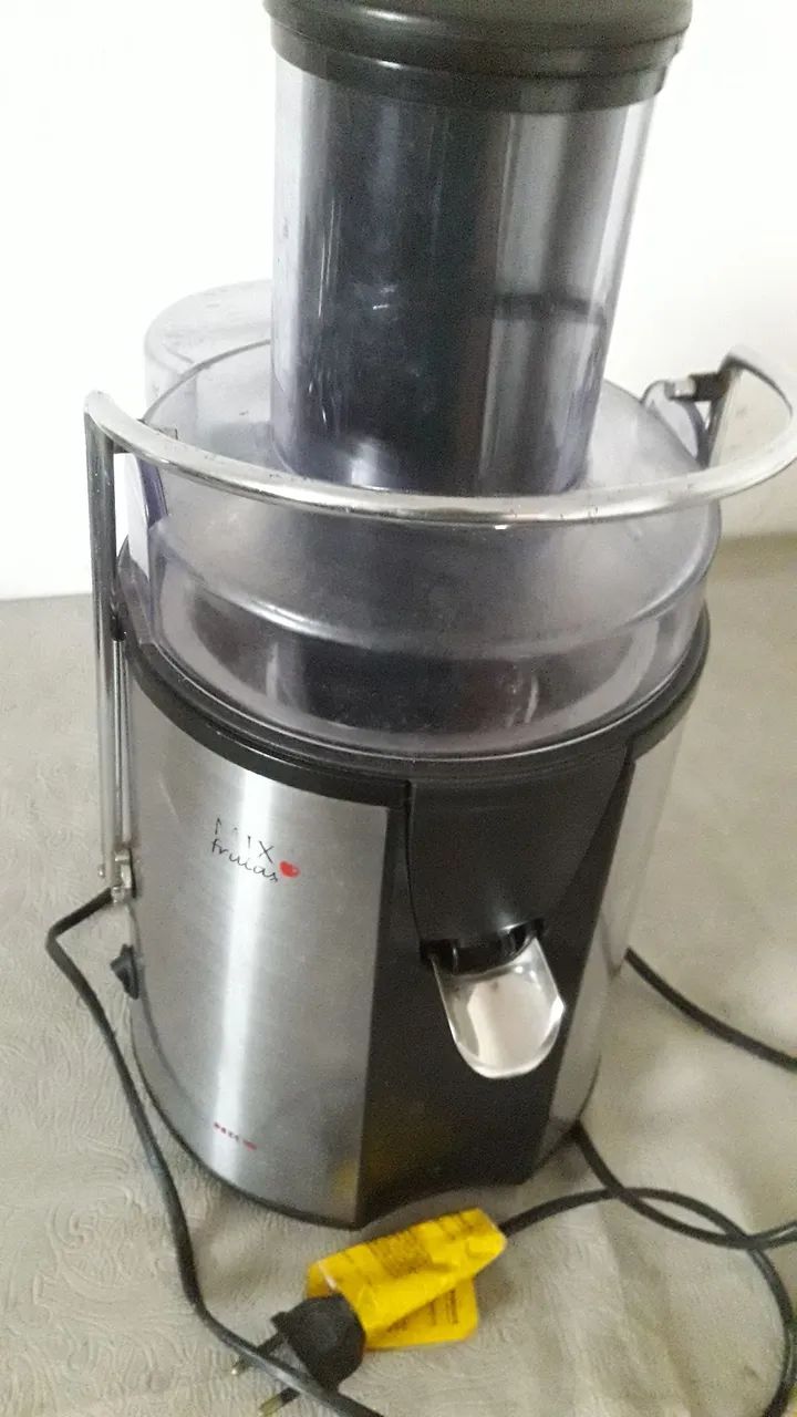 Extrator de Suco Elétrico - Ótimo estado! - Foto 3