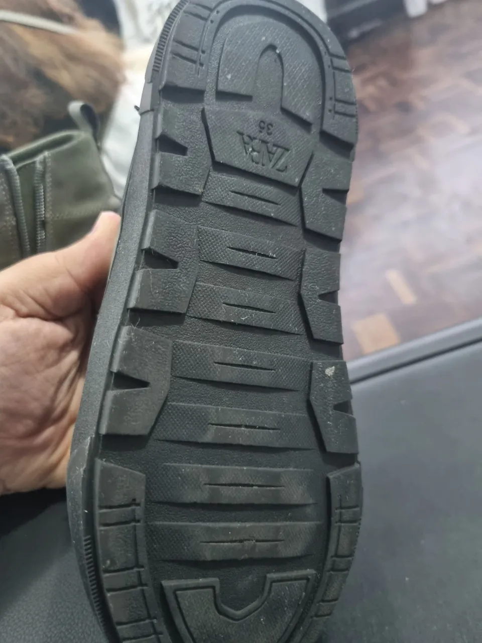 Bota Zara Infantil - Tamanho 33 brasil