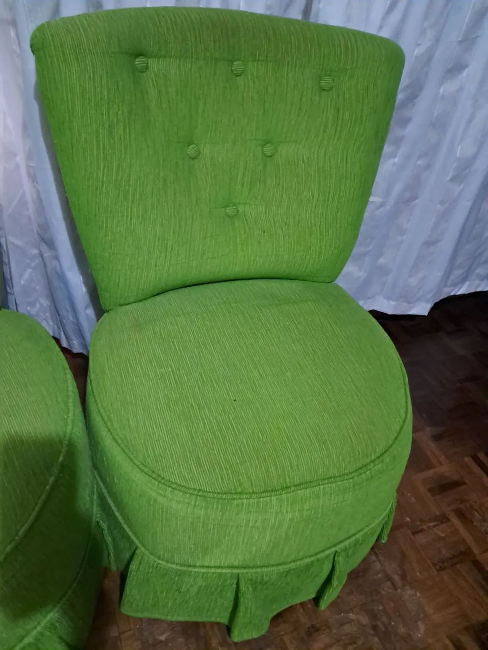 Vendo poltronas 150,00 cada uma,  ou 280,00 as duas - Foto 3