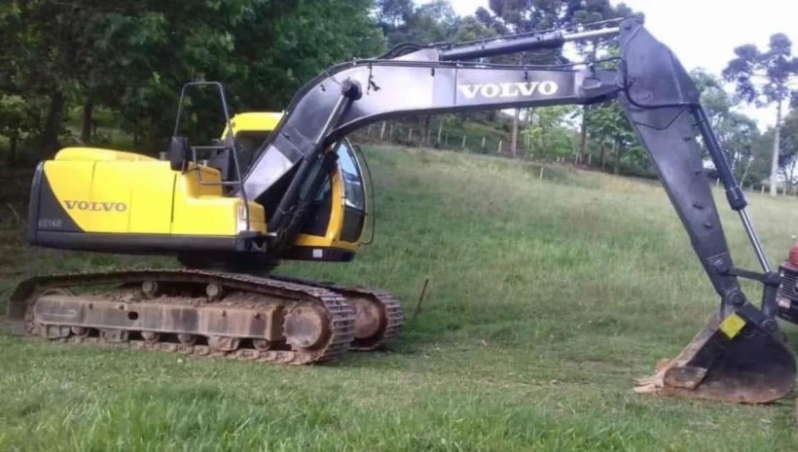 Escavadeira Hidráulica Volvo EC140 2002 - Foto 3