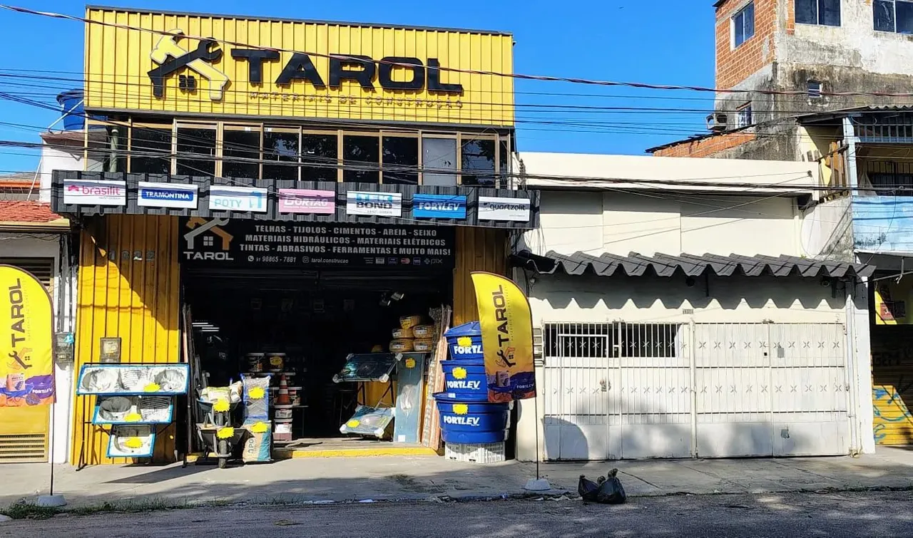 João Souza vende galpão 216 m2 Rua Apinagés em Batista Campos - Belém - PA