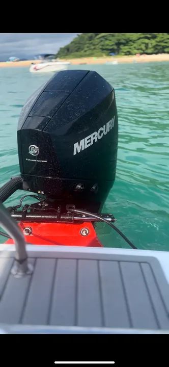 Lancha Ventura 23" Mercury 200HP 2021 - Foto 7