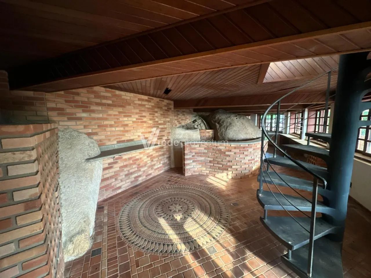 Prédio Comercial com 2.100m² de Área Construída e Vista Panorâmica  Vinhedo - Foto 11