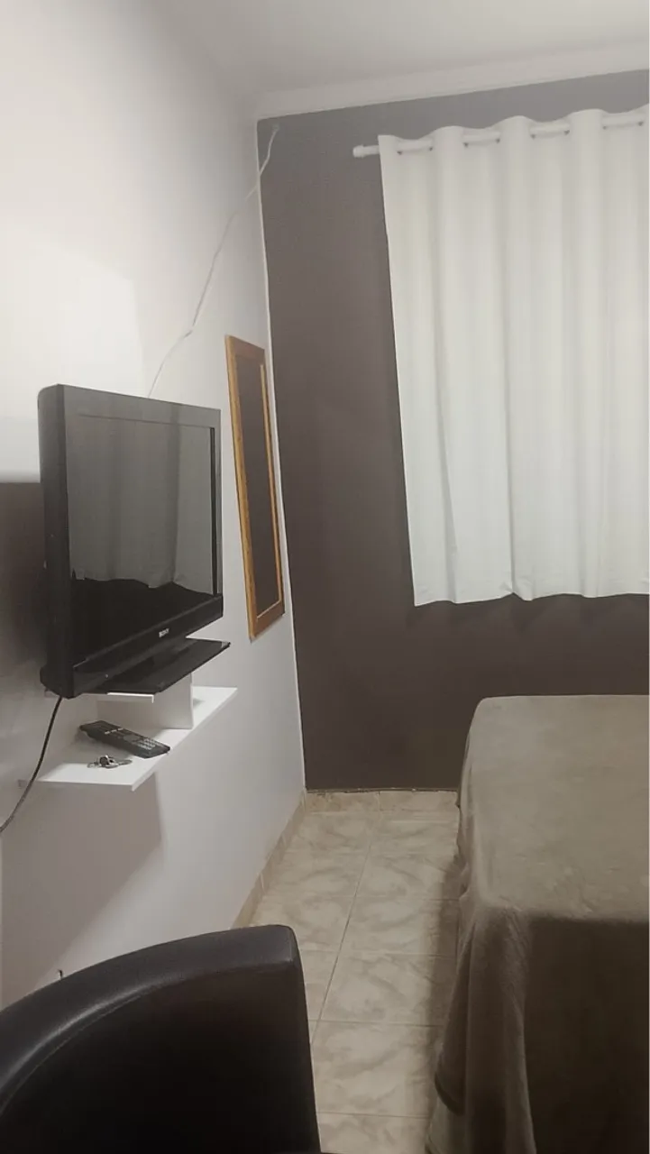 Alugo quartos para solteiros e estudantes na Vicente Pires RUA 03