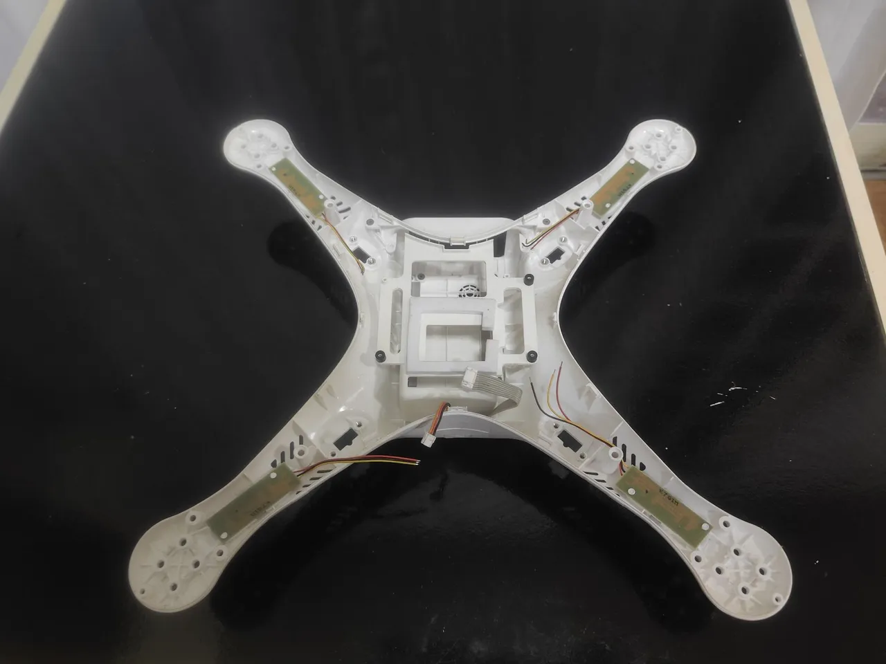 Shell Carcaça Inferior Dji Phantom 3 Adv / Pro C/ Eletrônico