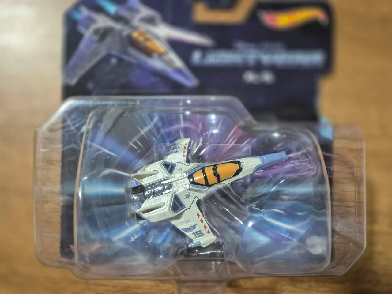 Miniatura Hot Wheels Lightyear - Nave Espacial