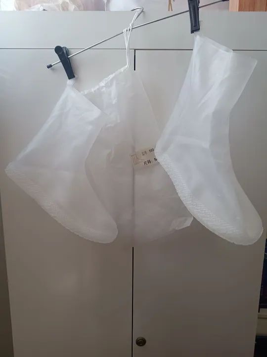Capa de Chuva para Sapato e Tênis em Silicone  - Foto 3