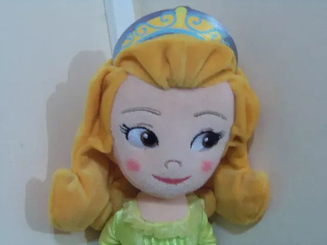 Boneca Disney Sofia - Pano - 31 Cm - Disney - Nova - Foto 2