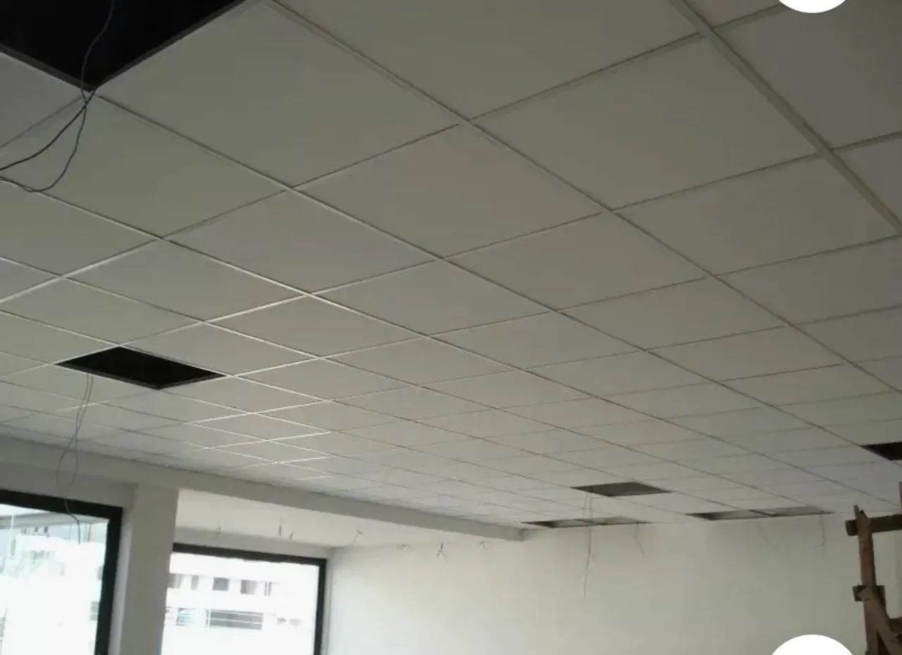 FORRO MODULAR REMOVÍVEL TÉRMICO E ACÚSTICO 