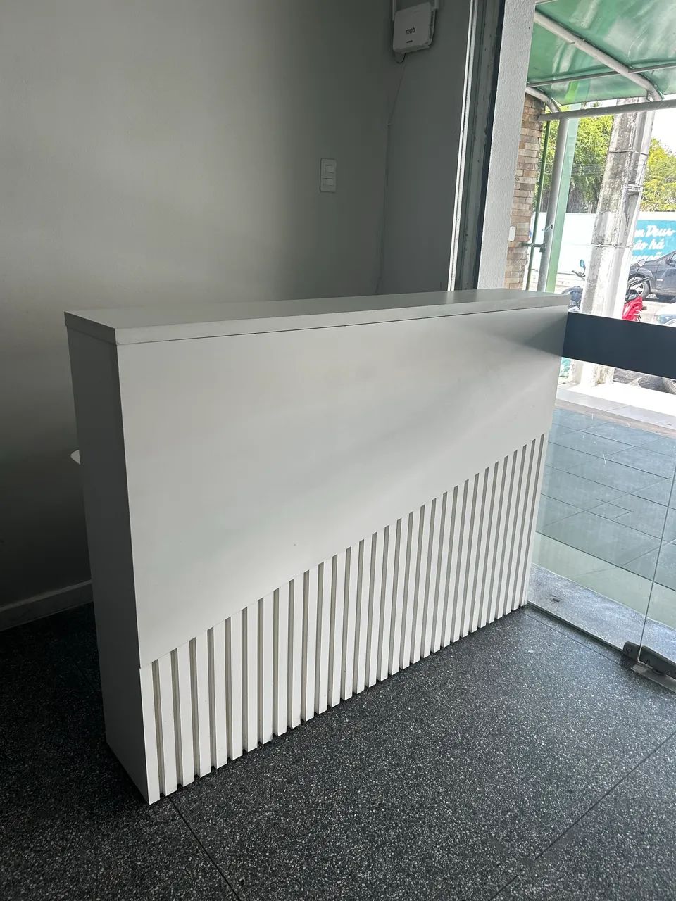 Vendo bancada de Recepção em MDF - Foto 2