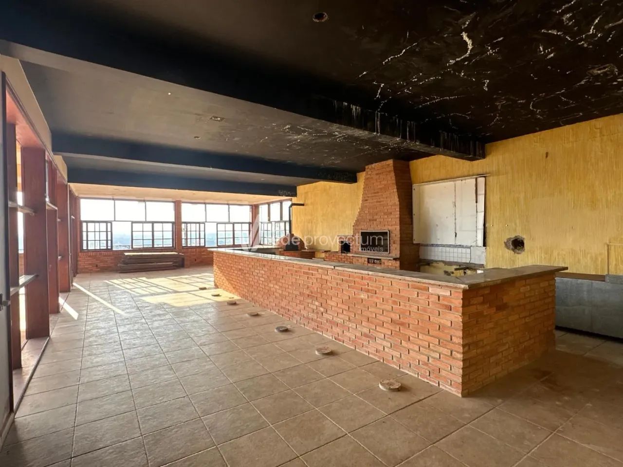 Prédio Comercial com 2.100m² de Área Construída e Vista Panorâmica  Vinhedo - Foto 8