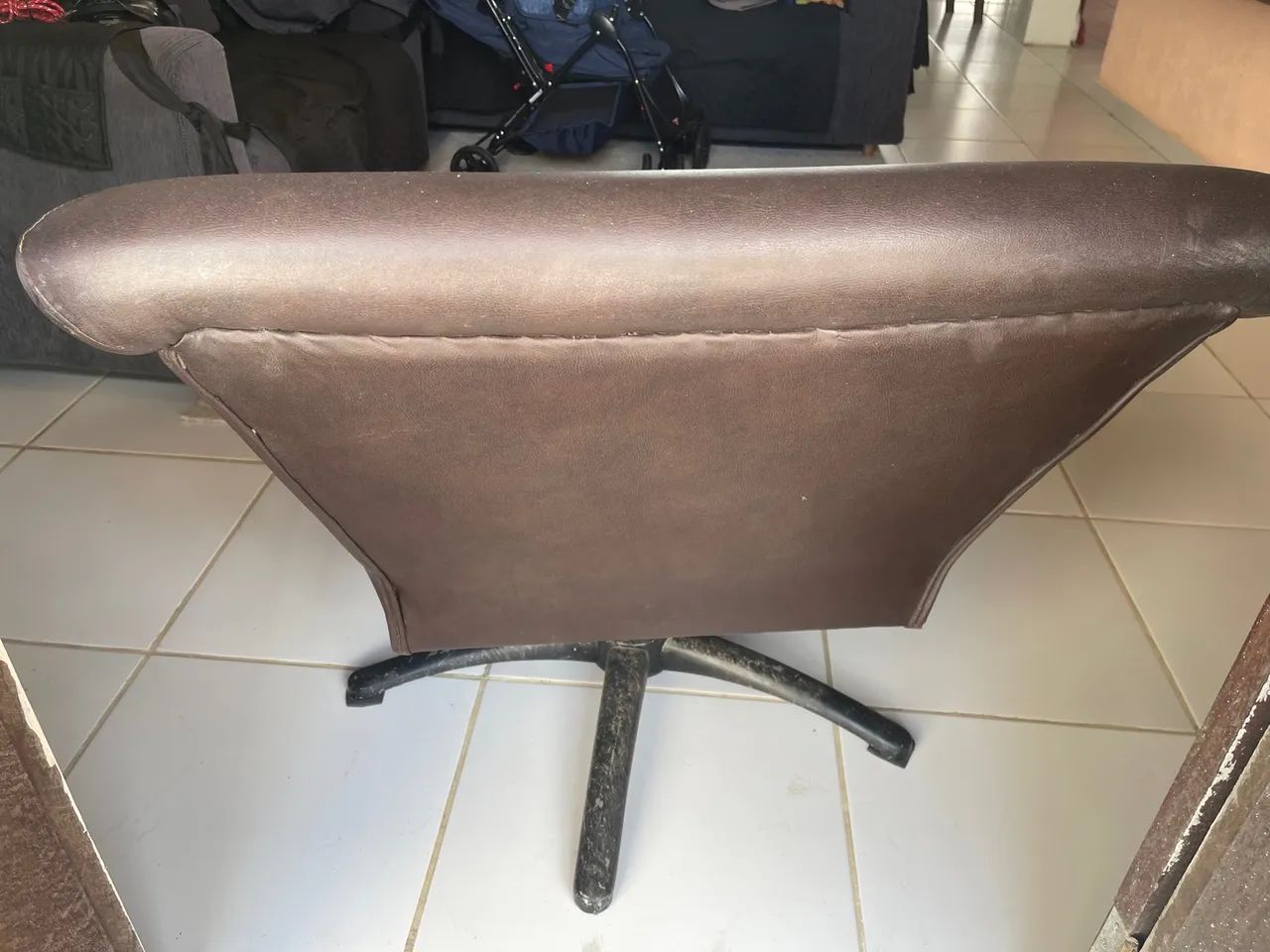 Poltrona Giratória - Foto 4