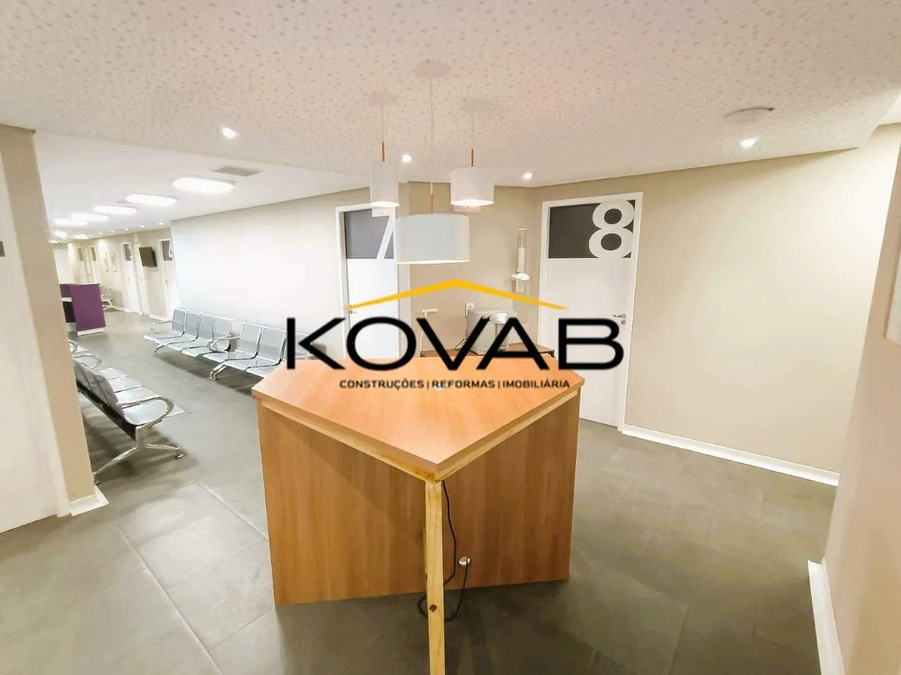 Andar comercial mobiliado para locação com 380m² na Av Ipiranga