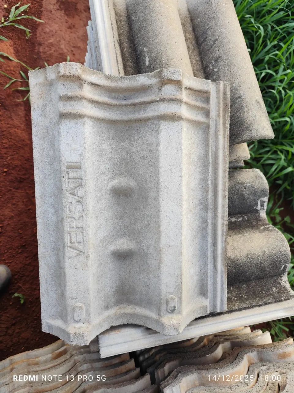 Telhas de cimento 1,00cada - Foto 2