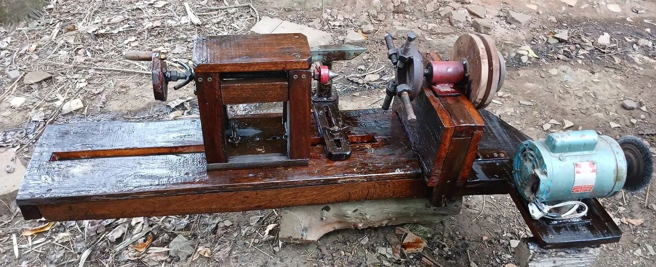 Torno para madeira 