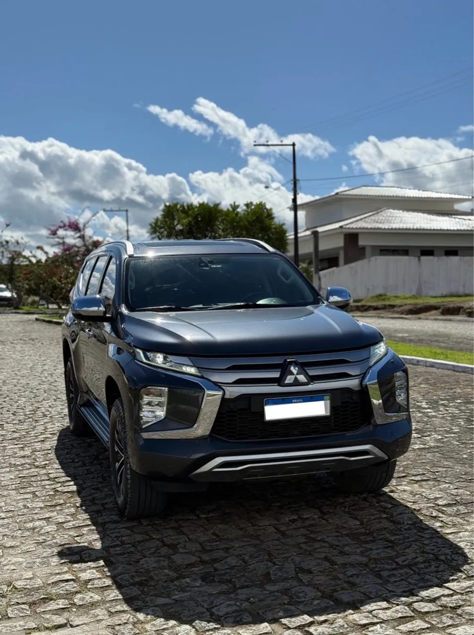 Mitsubishi Pajero 2022
