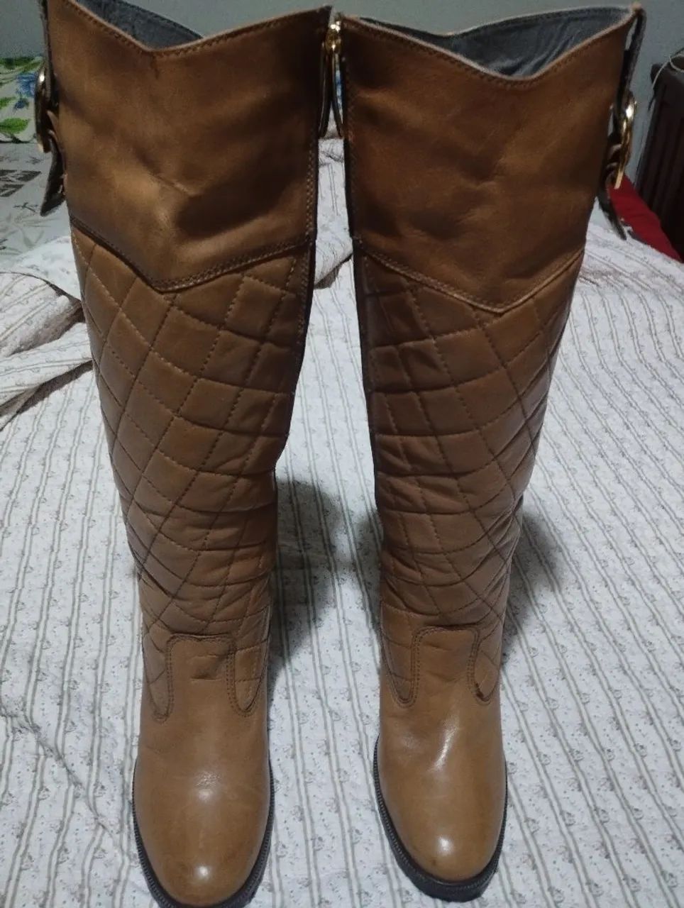 Botas Carmen Steffens de cano alto marrom