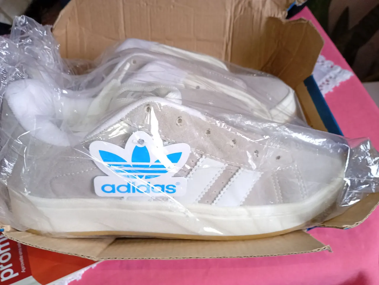 Tênis Adidas Branco