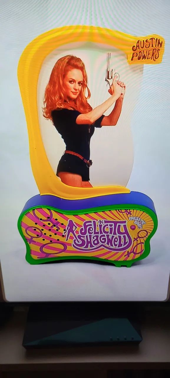 BASE COM SOM E ACESSÓRIOS MCFARLANE AUSTIN POWERS FELICITY SHAGWELL - Foto 5