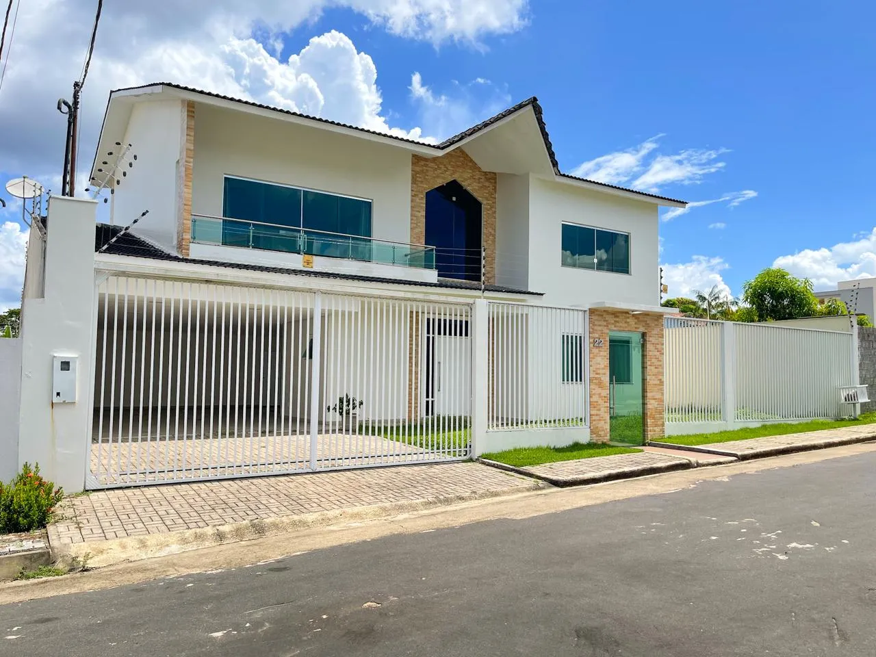 Casa Duplex, Ponta Negra 1, 5 Quartos 4 Suites, 6 Vgas de Garagem