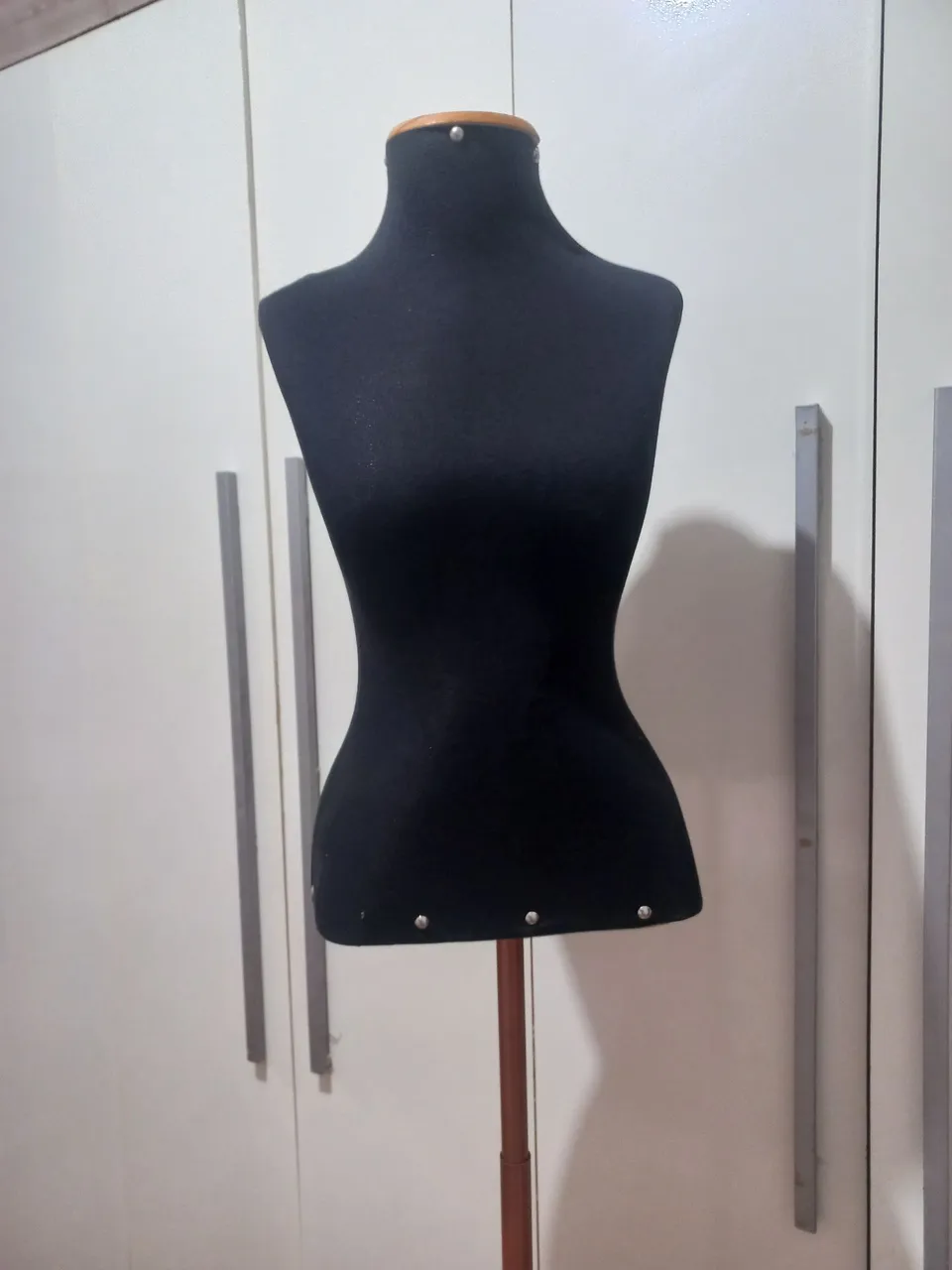 Manequim Feminino para Loja de Roupas