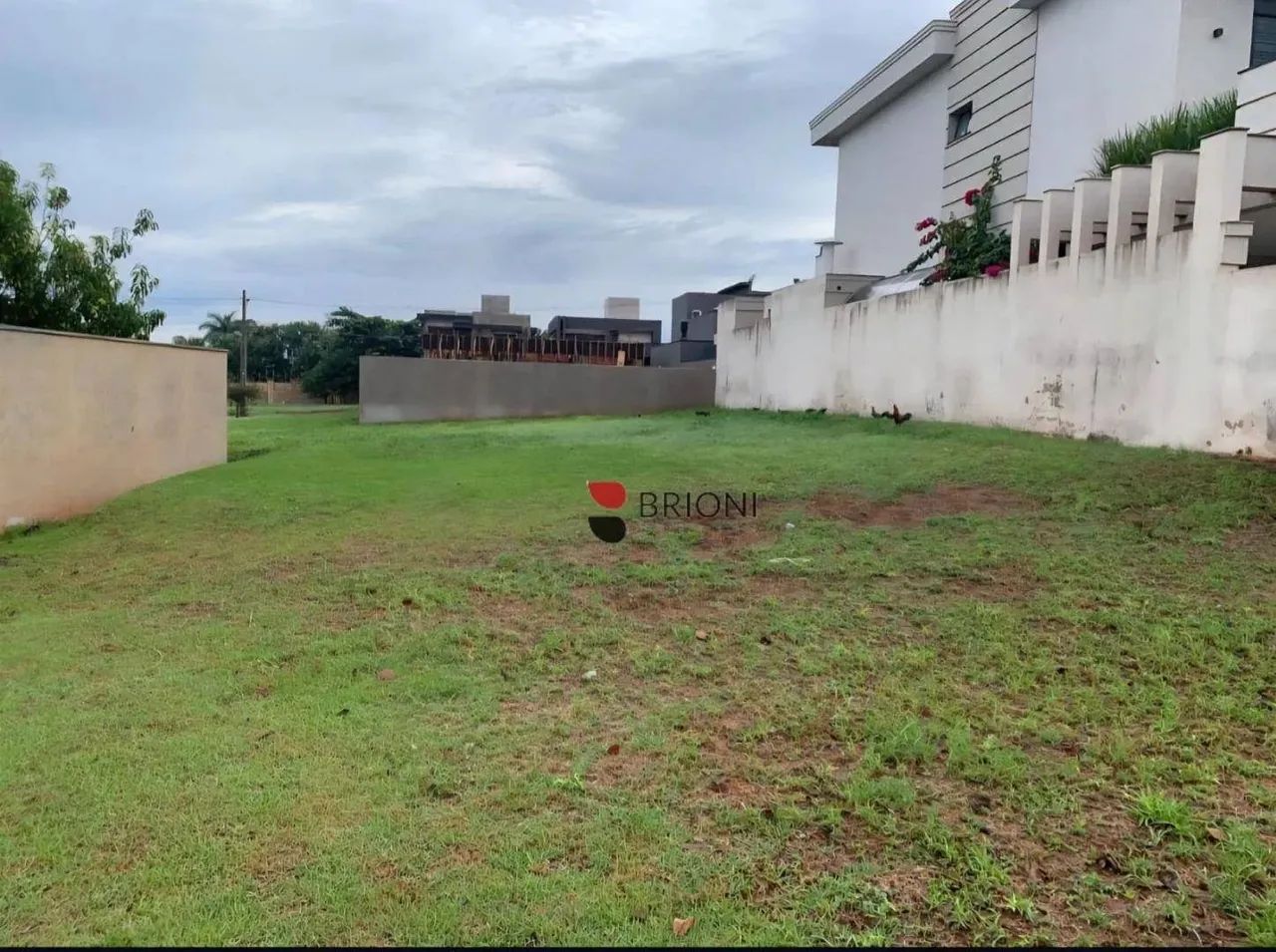 Terreno no Condomínio Alto do Castelo à venda em Ribeirão Preto I Brioni Imóveis I Imobili