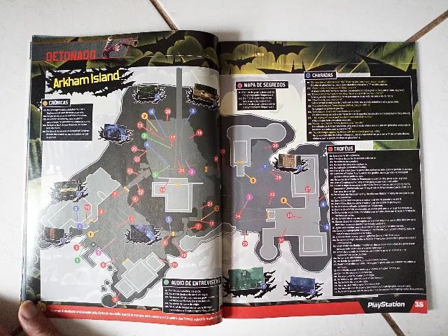 Revista Playstation Nº 129 com detonado de Batman Arkham Asylum Wolfenstein Gran Turismo 4 - Foto 3